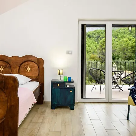 Holiday home Blue Stone Zaostrog