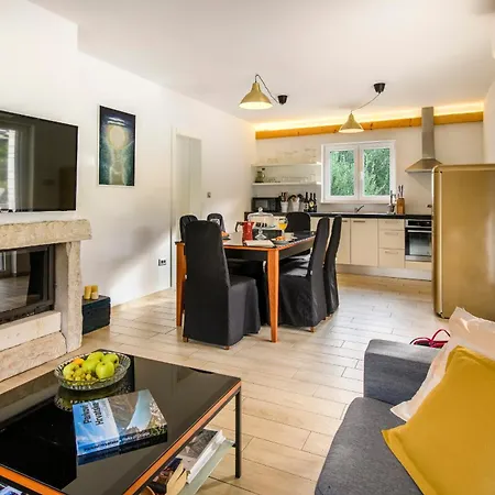 Holiday home Blue Stone