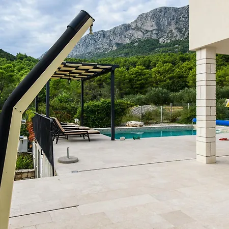 Blue Stone Holiday home *