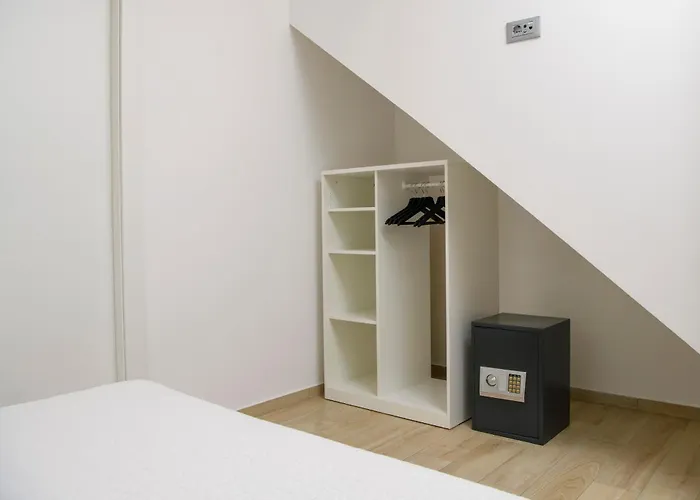 Blue Stone 자오스트로그